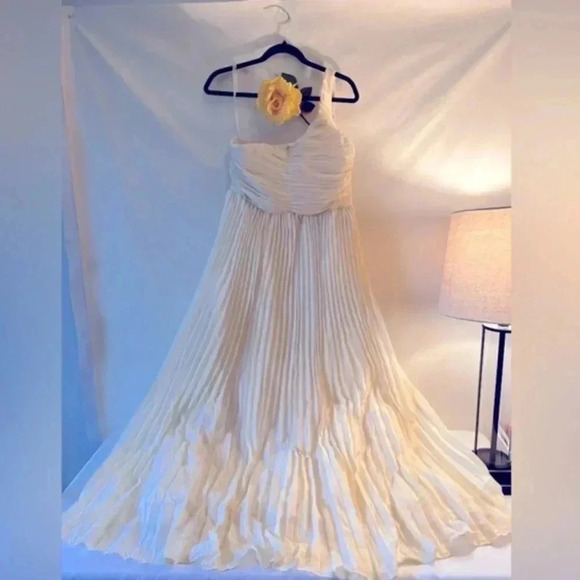NWT Anthropologie Let Me Be One Shoulder Cream White Pleated Dress Size Small - Picture 6 of 7